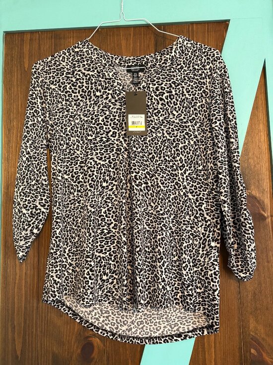 Jones New York Tops - Jones New York Leopard Print Blouse
